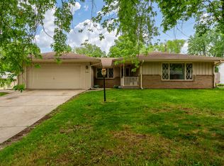 5418 Tam O Shanter Dr, Rockford, IL 61107