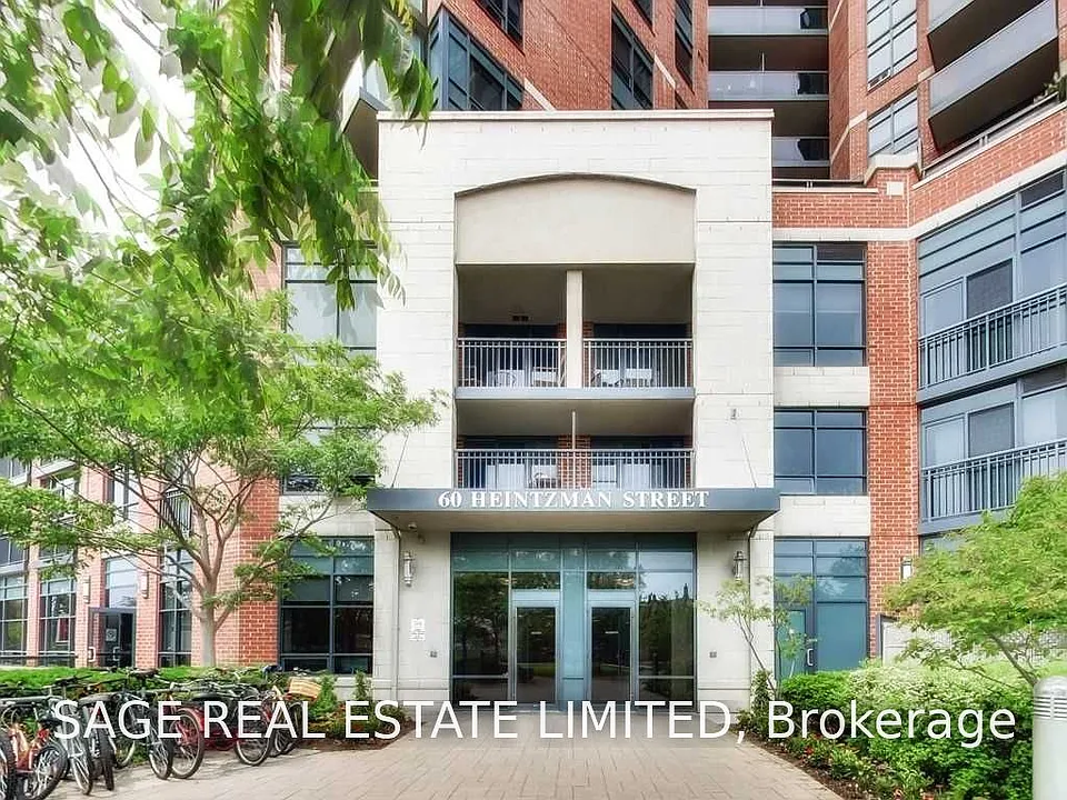60 Heintzman St #636