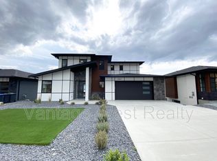 2807 Copper Ridge Dr #1, West Kelowna, BC V4T2X6