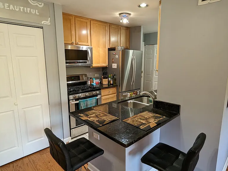 900 W Fullerton Ave #4G — Photo 7