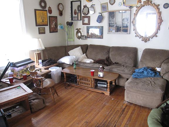 5th image of 18 Ashford St #3
