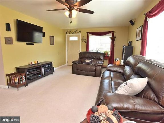 4th image of 15828 Donald Curtis Dr