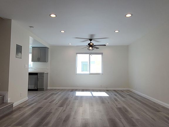 3rd image of 38 Bonita St Unit D