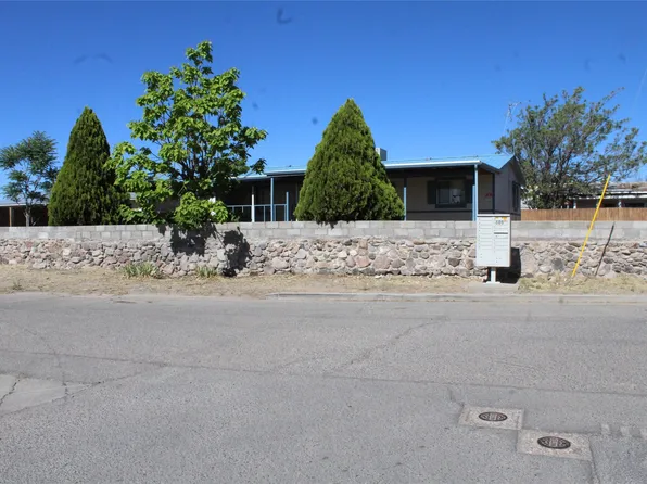 798 W Don Filigonio, Espanola, NM 87532
