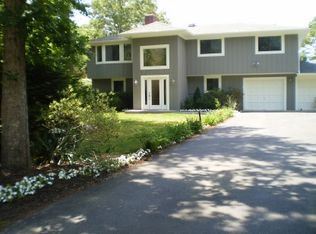 5 N Quarter Rd, Westhampton, NY 11977