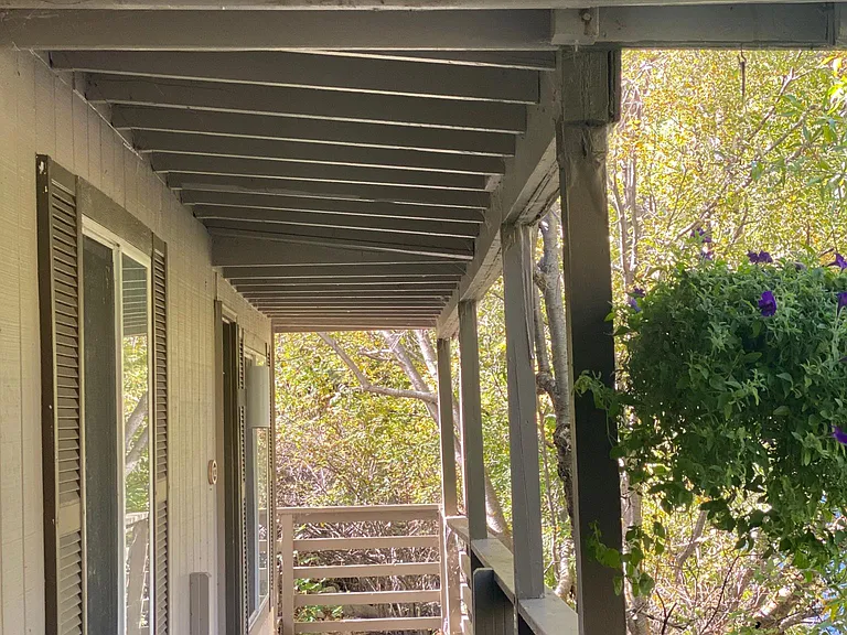 102 Waterview Dr — Photo 15