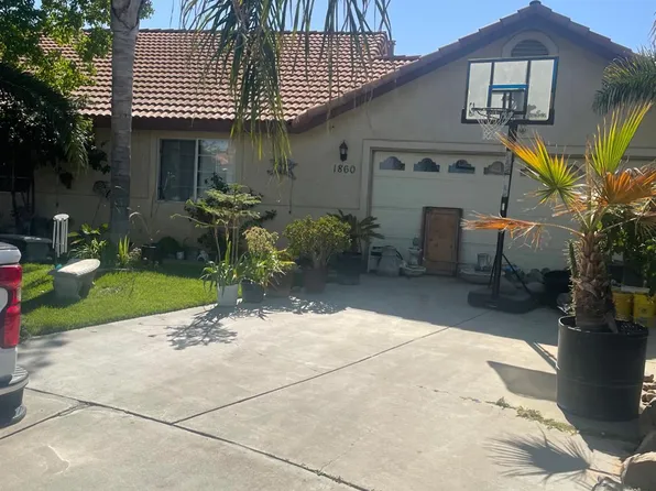 1860 Vassar Ct, Los Banos, CA 93635
