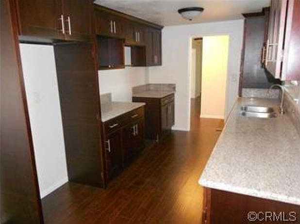 2nd image of 2252 E 18th St