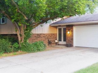 1717 Tompkins Dr, Normal, IL 61761