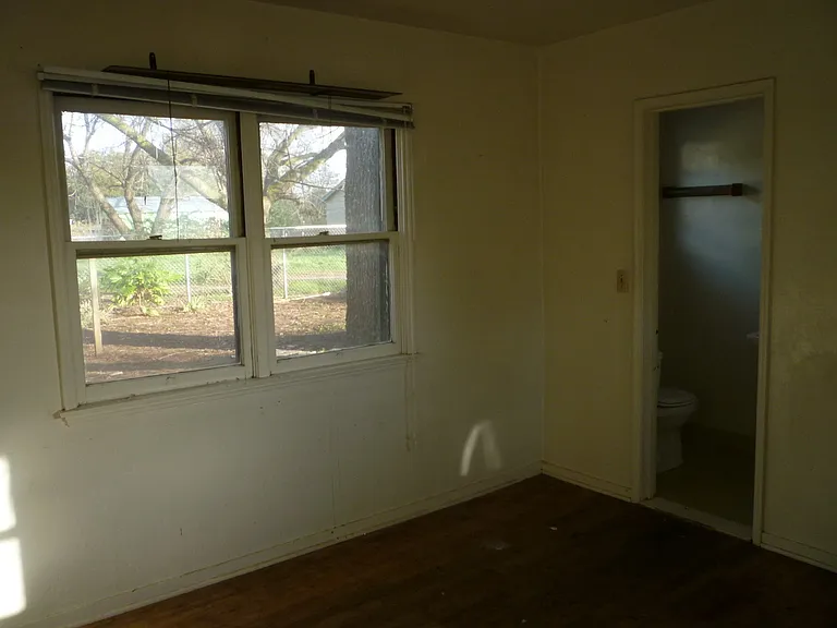 2291 Santa Clara Ave — Photo 6