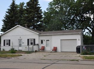 4522 15th St, Racine, WI 53405