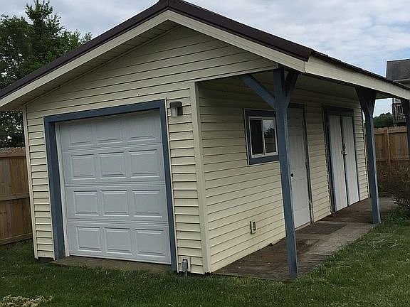 shed with overhead door
