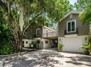 1216 Lagoon Rd, Tarpon Springs, FL 34689