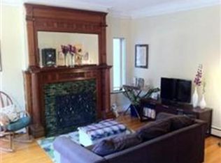 1575 Beacon St APT 2F, Brookline, MA 02446