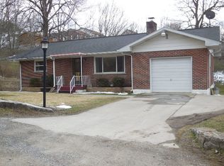 138 Jones St, Mac Arthur, WV 25873