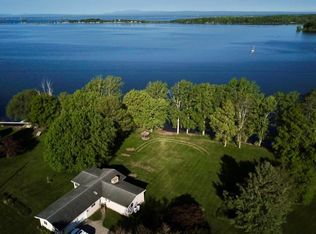 17 Drawbridge Ln, South Burlington, VT 05458