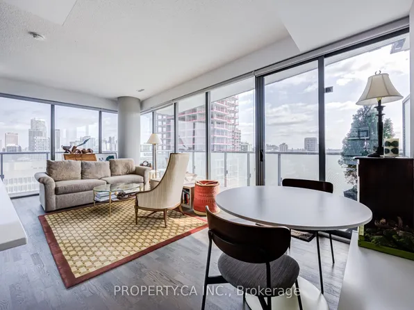 1815 Yonge St #1906, Toronto, ON M4T 2A4