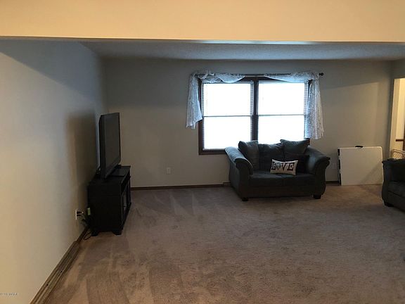 3rd image of 5136 Deerland St