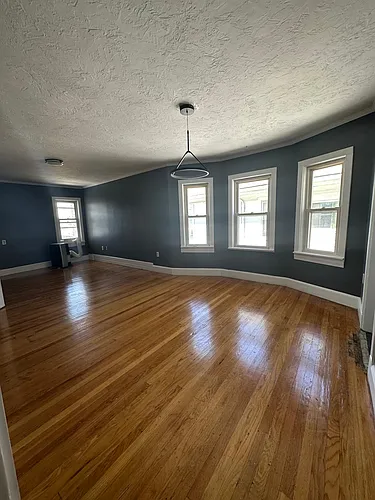 134 Elm St #136 Photo 1
