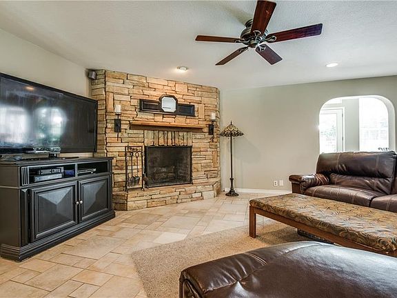 5th image of 226 Bexar Dr