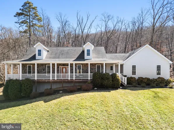 7010 Howellsville Rd, Boyce, VA 22620