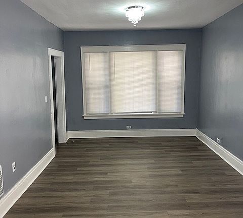 2nd image of 442 Cornwall Ave #1