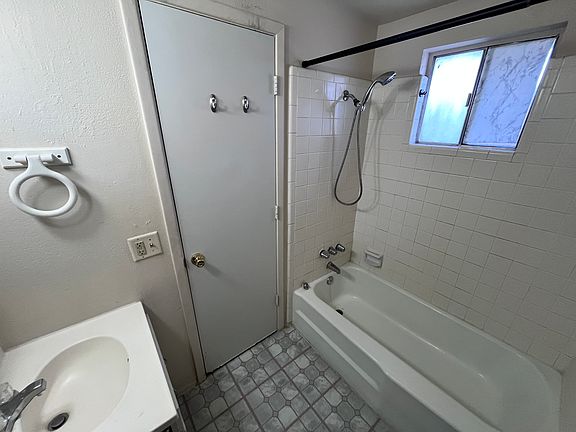 5th image of 730 E Limberlost Dr #120