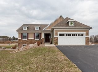 2632 Canterbury Dr, Mosinee, WI 54455