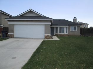 1006 S Green St, Tehachapi, CA 93561