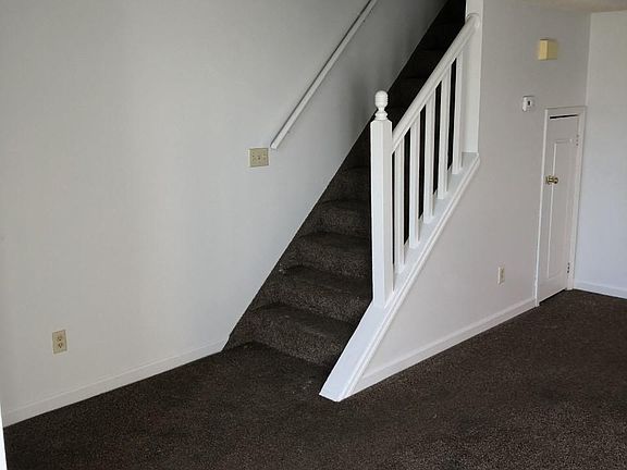 3rd image of 1 Park Dr #1