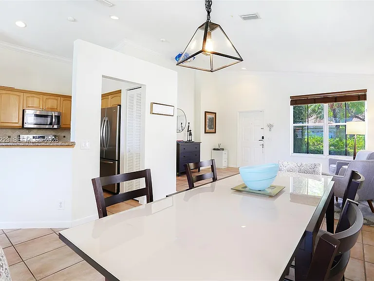 873 Sand Creek Cir — Photo 9