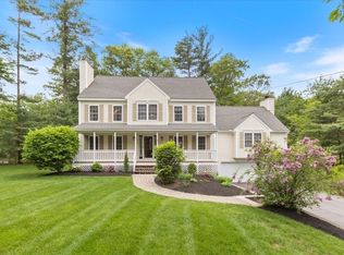 32 W Shore Rd, Merrimac, MA 01860