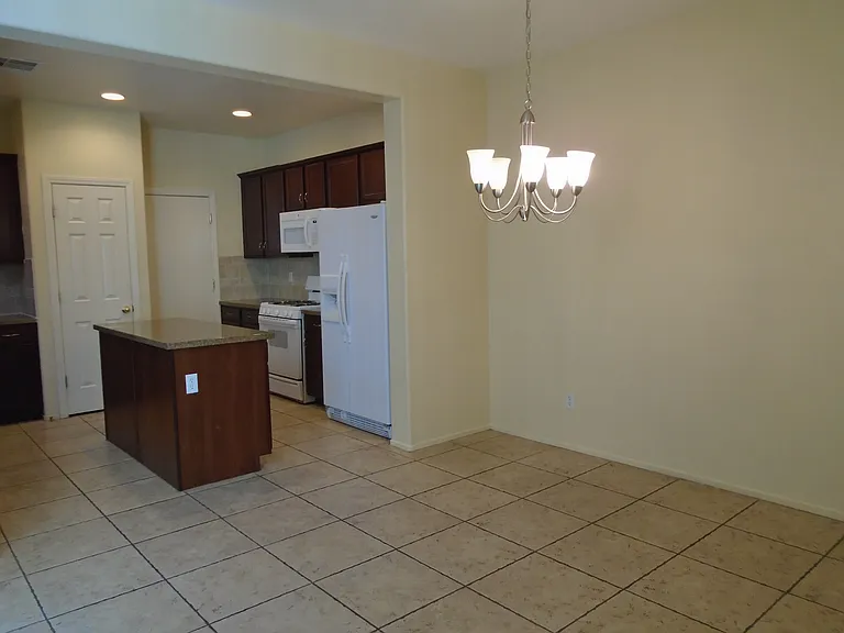 9044 Partridge Hill St — Photo 5
