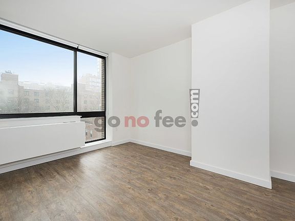 4th image of 425 W 18th St APT 5J
