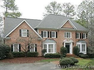 7675 Treeridge Ct, Sandy Springs, GA 30350