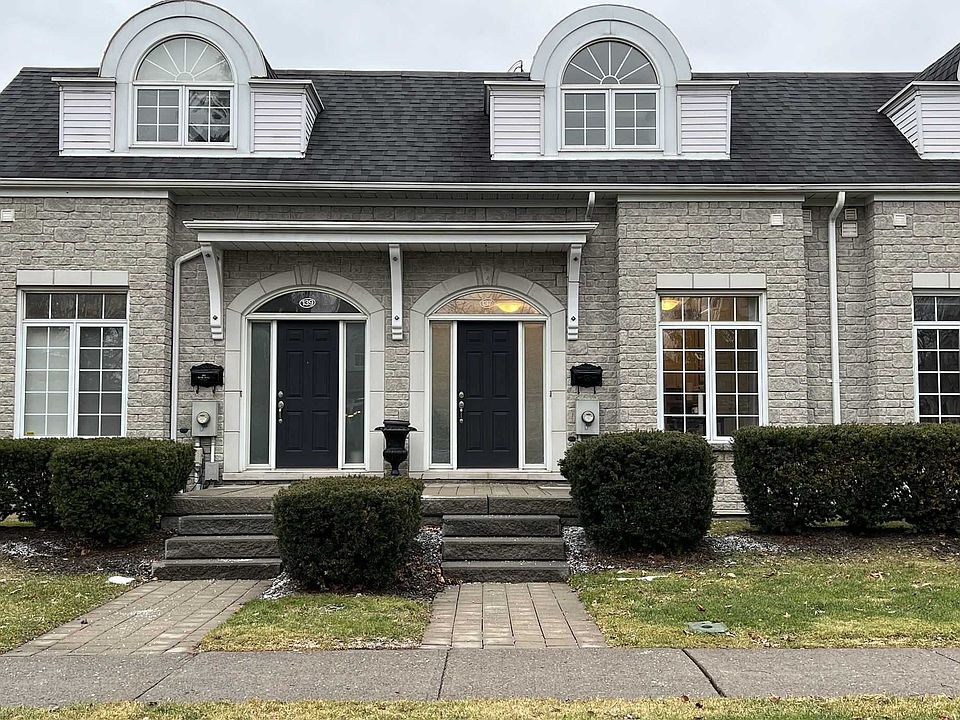 1st image of 137 University Ave W