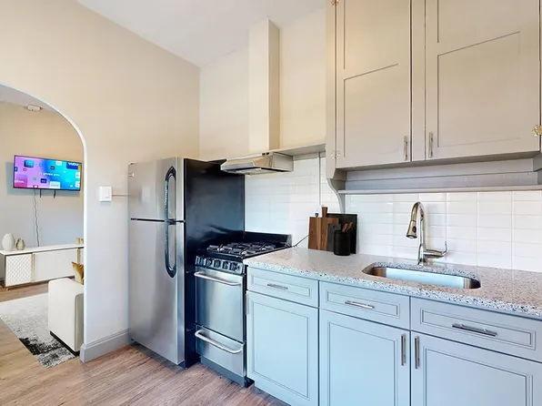 White Palace, 1 E Bayaud Ave APT 5, Denver, CO 80209