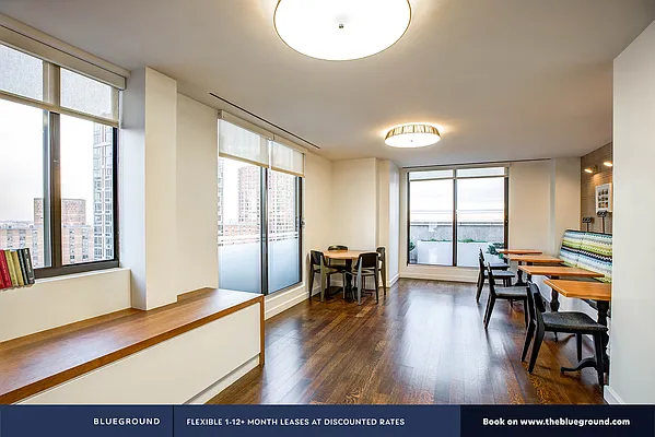 Rented by The Blueground | media 21