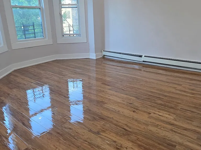 2069 Crotona Ave #2 — Photo 2