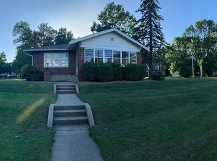 601 N Cross St, Robinson, IL 62454