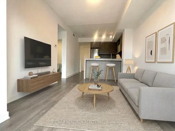 55 Regent Park Blvd, Toronto, ON