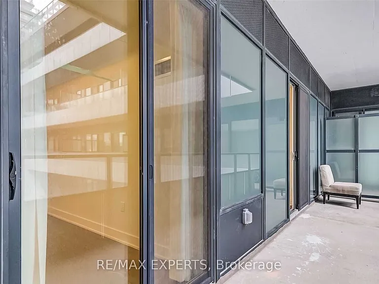 20 Shore Breeze Dr #450 — Photo 35