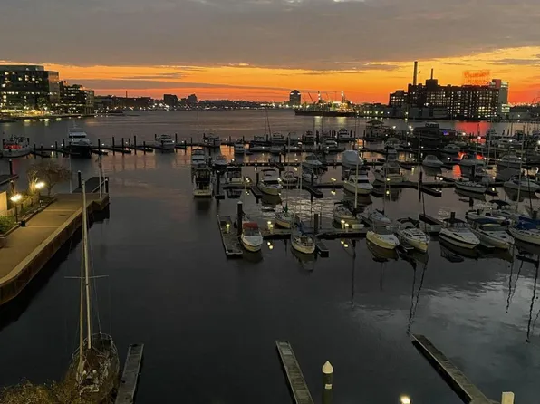 23 Pierside Dr Unit 433, Baltimore, MD 21230