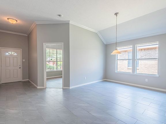 2nd image of 17214 Brookhollow Trace Ct