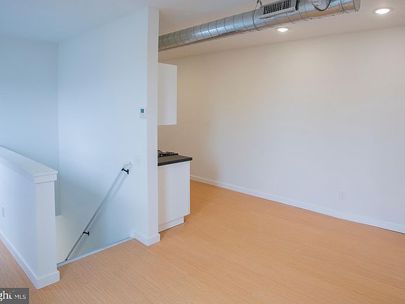 2nd image of 3441-43 Frankford Ave #3