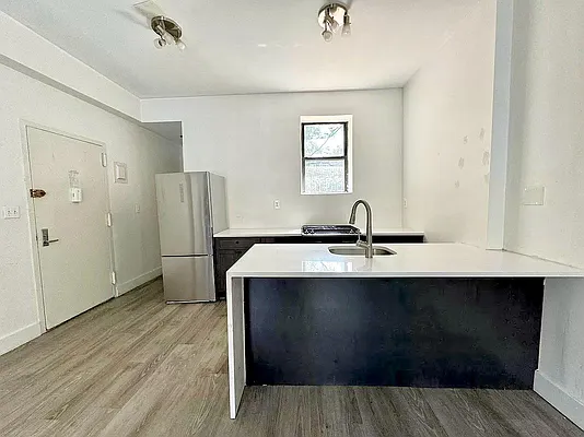 Rented by Pear NYC LLC | media 17