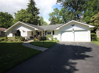 89 Allwood Dr, Rochester, NY 14617