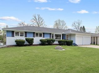 4809 Goldfinch Dr, Madison, WI 53714