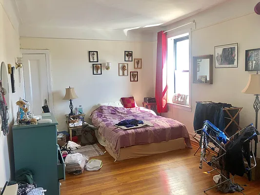 Rented by Signature Spaces NYC Corp | media 6