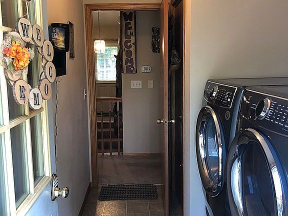 Entry way and laundry